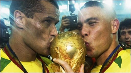 Ronaldo and teammates celebrating with the World Cup trophy